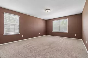 4768 White Sanderling Ct, Tampa, FL 33619 - Photo 27