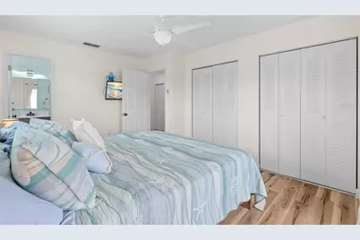 5967 Terrace Park Drive N #201, Saint Petersburg, FL 33709 - Photo 21