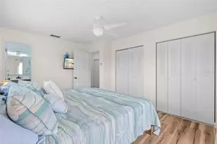 5967 Terrace Park Dr N, Saint Petersburg, FL 33709 - Photo 21