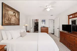 3853 S Lake Dr, Tampa, FL 33614 - Photo 7