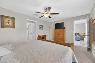 10356 Blue Plume Ct, Riverview, FL 33578 - Photo 17