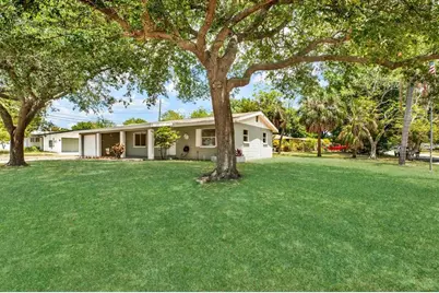 4927 33rd Street N, Saint Petersburg, FL 33714 - Photo 9