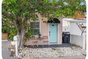 106 E Bay Dr, Treasure Island, FL 33706 - Photo 37