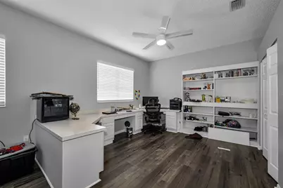 19313 Aqua Springs Drive, Lutz, FL 33558 - Photo 29