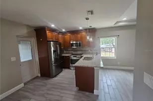 33175 Patrice Rd, Dade City, FL 33523 - Photo 9