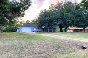 4709 Charro Ln, Plant City, FL 33565 - Photo 1