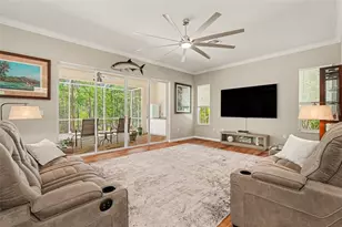 8689 Mississippi Run, Weeki Wachee, FL 34613 - Photo 7