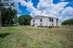 2600 Pine Ridge Way S, Palm Harbor, FL 34684 - Photo 37