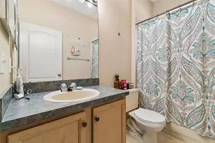 912 Grand Canyon Dr, Valrico, FL 33594 - Photo 21
