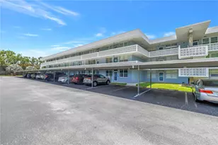 4720 Locust St NE, Saint Petersburg, FL 33703 - Photo 1