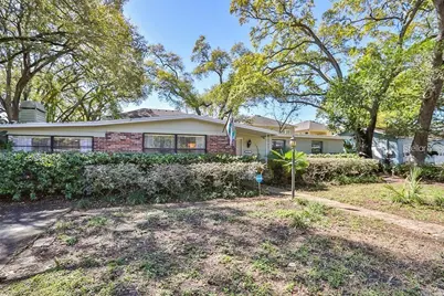 3214 W Coachman Avenue, Tampa, FL 33611 - Photo 1
