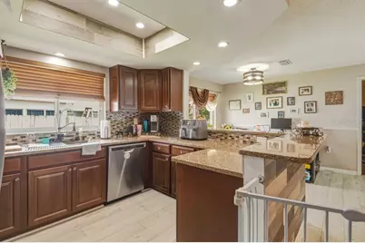 1387 S Disston Avenue, Tarpon Springs, FL 34689 - Photo 15