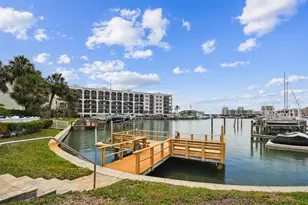 255 Dolphin Point, Clearwater Beach, FL 33767 - Photo 29