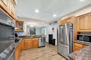 1380 Kennywood Dr, Largo, FL 33770 - Photo 9