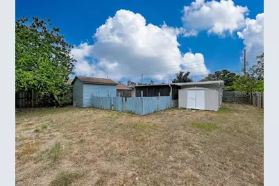 7018 54th Avenue N, Saint Petersburg, FL 33709 - Photo 17