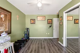 5339 Roble Ave, Spring Hill, FL 34608 - Photo 21