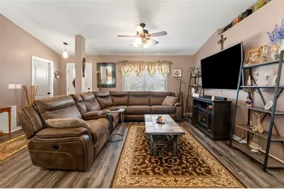 5339 Roble Avenue, Spring Hill, FL 34608 - Photo 5