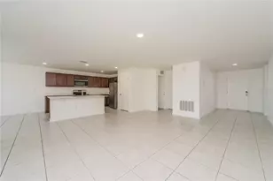 1373 Lucerne Loop Rd NE, Winter Haven, FL 33881 - Photo 3