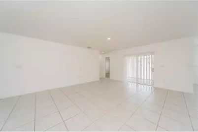 1373 Lucerne Loop Road NE, Winter Haven, FL 33881 - Photo 5