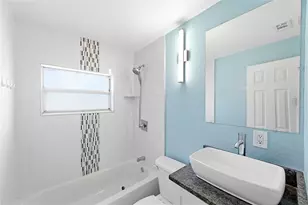 10220 N 23rd St, Tampa, FL 33612 - Photo 35