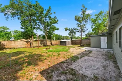 10220 N 23rd Street, Tampa, FL 33612 - Photo 37