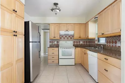 4218 24th Avenue N, Saint Petersburg, FL 33713 - Photo 9