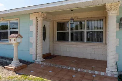 4218 24th Avenue N, Saint Petersburg, FL 33713 - Photo 3