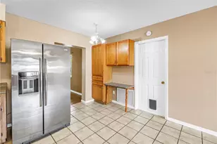 9579 Golden Grove St, Seminole, FL 33772 - Photo 11
