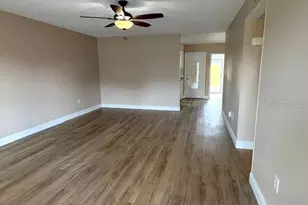 1005 Rickenbacker Dr, Sun City Center, FL 33573 - Photo 3