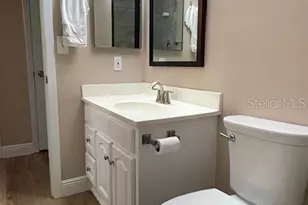 1005 Rickenbacker Dr, Sun City Center, FL 33573 - Photo 23
