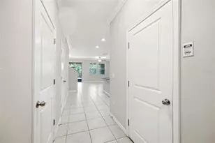 31555 Blue Passing Loop, Wesley Chapel, FL 33545 - Photo 13