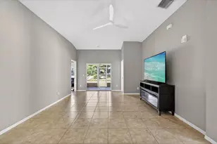 12015 Cedarfield Dr, Riverview, FL 33579 - Photo 7