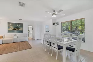 448 Redwood Rd, Venice, FL 34293 - Photo 9
