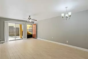 7614 Nacido Ct, Tampa, FL 33615 - Photo 5