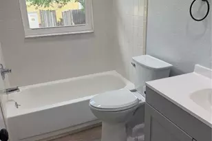 439 76th Ave N, Saint Petersburg, FL 33702 - Photo 11