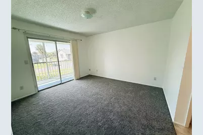 225 Sun Vista Court S, Treasure Island, FL 33706 - Photo 17