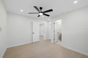 714 E 137th Ave, Tampa, FL 33613 - Photo 17
