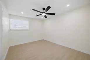 714 E 137th Ave, Tampa, FL 33613 - Photo 19