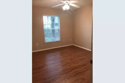 10025 Courtney Palms Boulevard #102, Tampa, FL 33619 - Photo 13