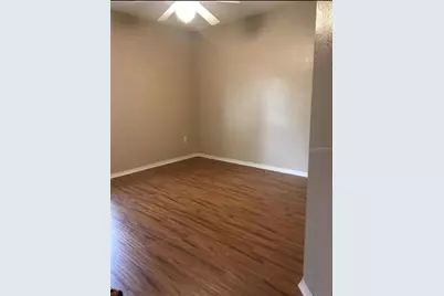10025 Courtney Palms Boulevard #102, Tampa, FL 33619 - Photo 11