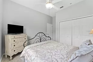 12910 Vicksburg Dr, Tampa, FL 33625 - Photo 21