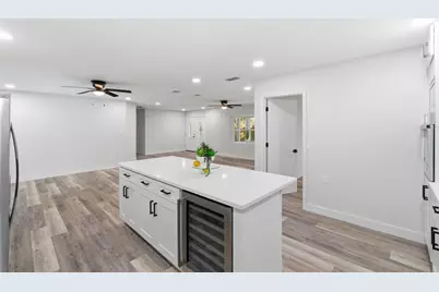 3084 Spirea Street, Sarasota, FL 34231 - Photo 17