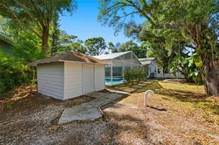 3084 Spirea St, Sarasota, FL 34231 - Photo 55