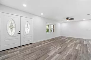 3084 Spirea St, Sarasota, FL 34231 - Photo 7