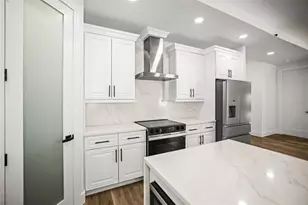 330 Archimedes St, Dunedin, FL 34698 - Photo 3
