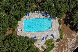 2316 Fletchers Point Cir, Tampa, FL 33613 - Photo 47