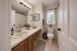 2316 Fletchers Point Cir, Tampa, FL 33613 - Photo 37