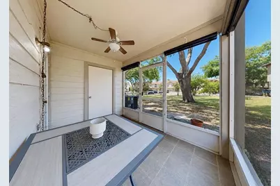 2316 Fletchers Point Circle, Tampa, FL 33613 - Photo 25