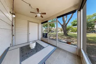 2316 Fletchers Point Cir, Tampa, FL 33613 - Photo 25