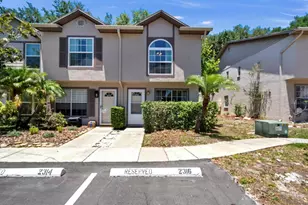 2316 Fletchers Point Cir, Tampa, FL 33613 - Photo 3